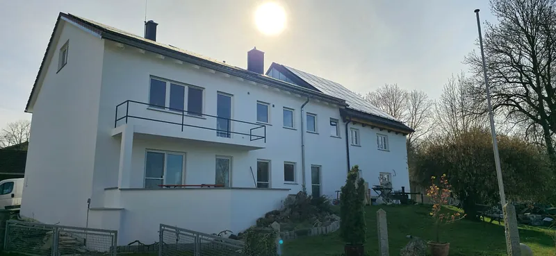 Fassadenmontage mit Mineralwolle-Dämmplatten